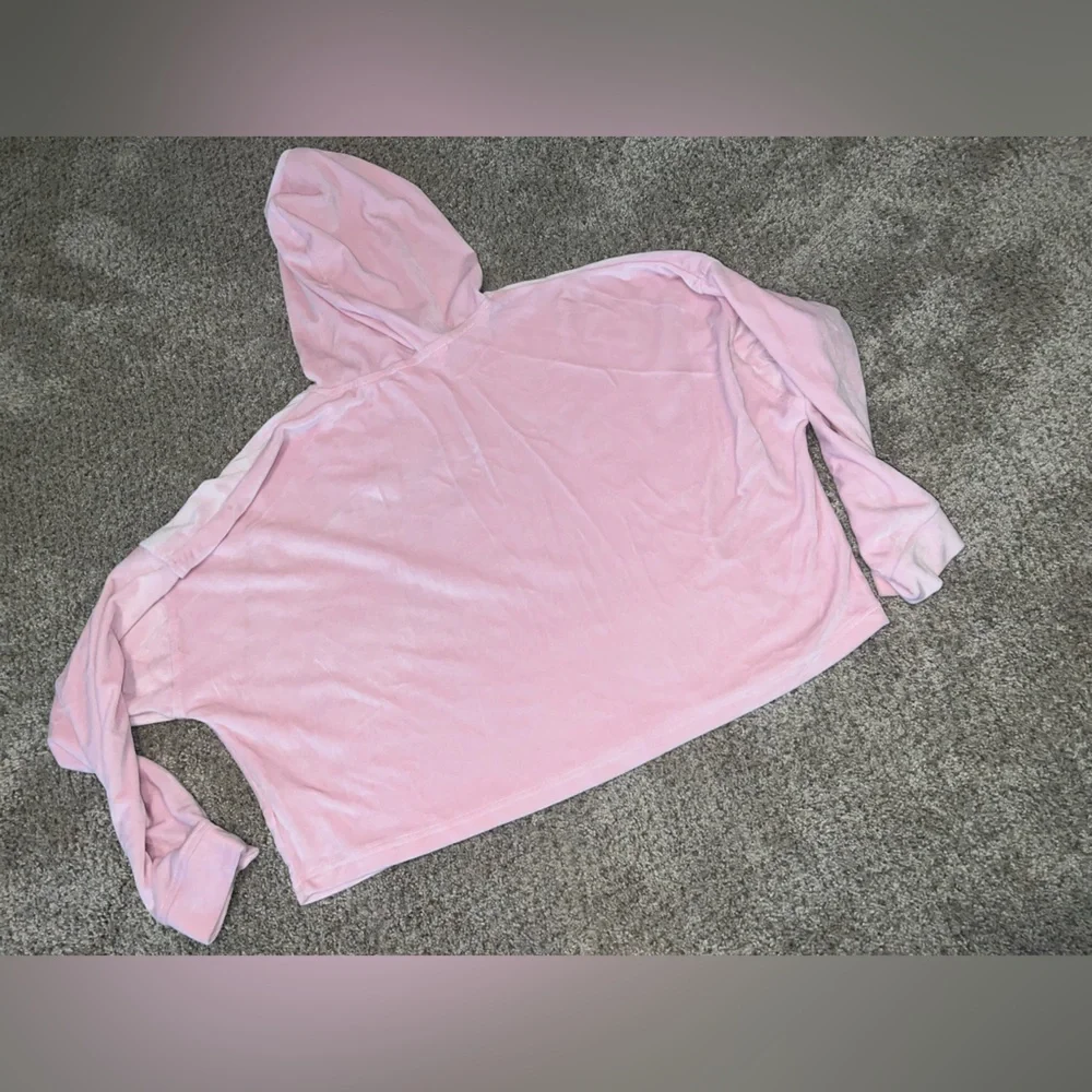 Juicy Couture Light Pink Velour Hoodie and Pants - Picture 10 of 10